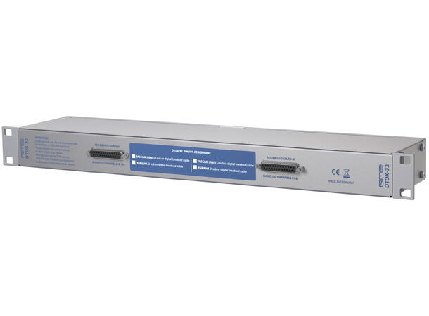 RME DTOX­32 2 x Sub­D 25­pin <­> 8 x XLR I/O