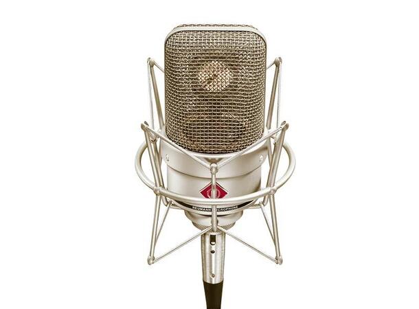 NEUMANN TLM 49 Set Large diaphragm cardioid microphone. Nic 