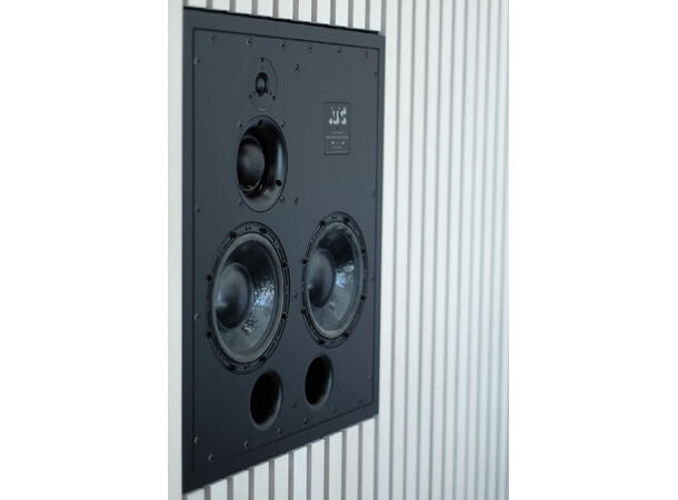 ATC SCM110AIW Pro INSTALL Studiomonitor Square Edge baffle for veggmontering 