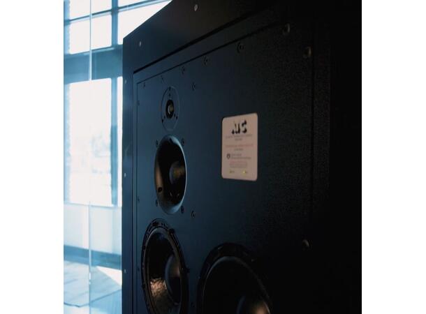 ATC SCM110AIW Pro INSTALL Studiomonitor Square Edge baffle for veggmontering 