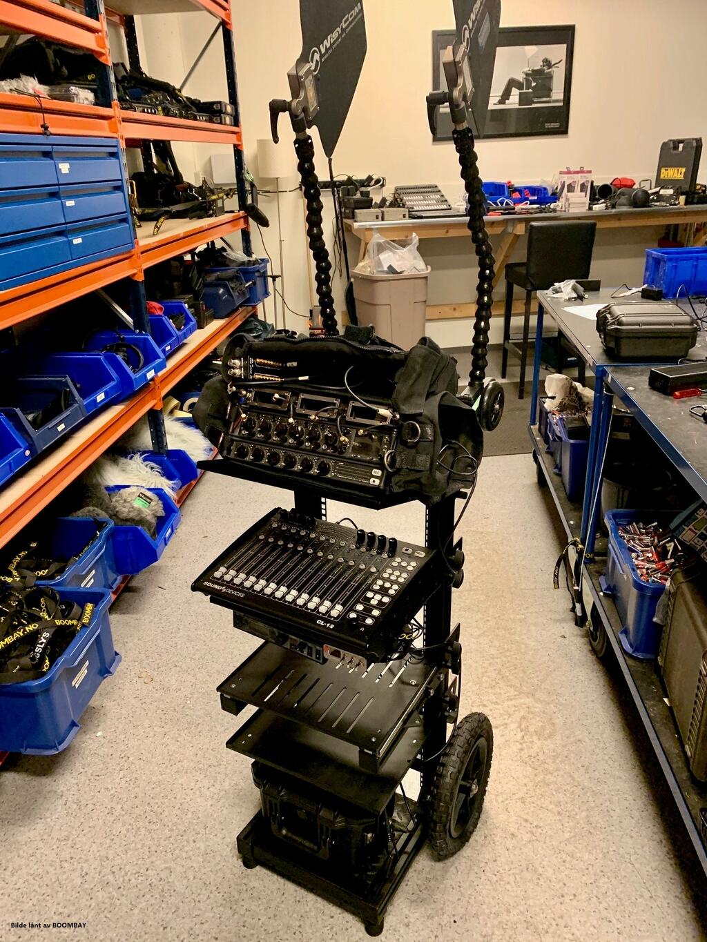 Soundcart MiniCart Black Edition Compact sound cart that is highly