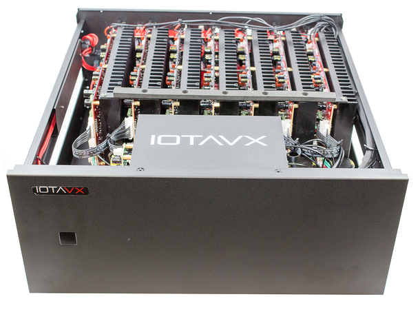 IOTA Enterprises Ltd. AVXP1 forsterker 7 kanals 150w RMS 8 ohm Demo 