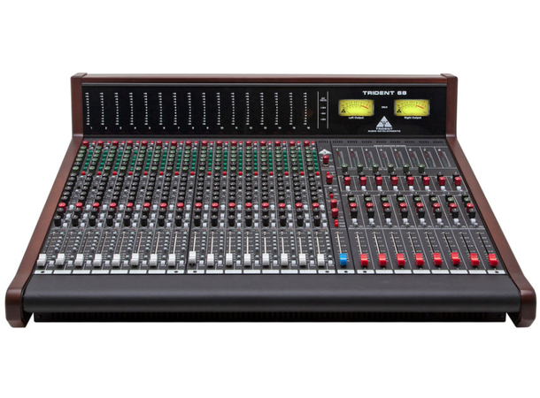 Trident 68-16 Trident 68 - 16 channel analog mixer 