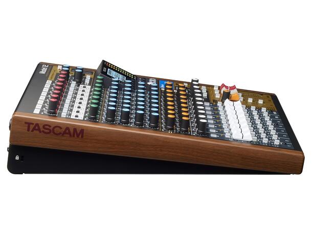 TASCAM MODEL 12 - 10 kanals mikser + 12 in 10 USB Interface 