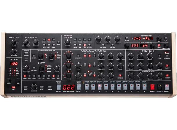 Sequential Trigon 6 modul 3-VCOs and Ladder Filter
