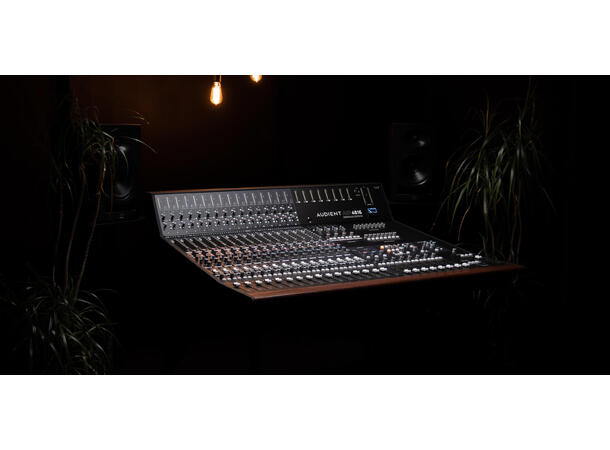 Audient ASP 4816 HE Compact Analogue Recording Console 