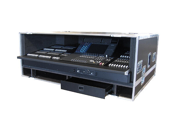 Rufo Flightcase for Yamaha M7CL48 DH HJ Høy kvalitet inkl. Doghouse & hjul 