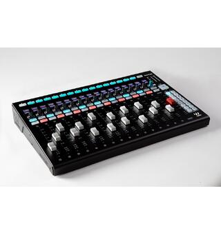 Waves Live FIT Controller for LV1 16+1 touch-sensitive motorized faders
