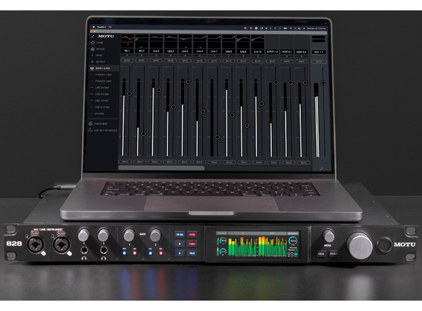 MOTU 828 Audio interface (2024) 28i/32o, UltraDAC,USB3 med DSP 