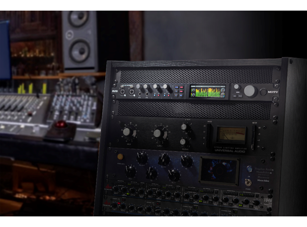 MOTU 828 Audio interface (2024) 28i/32o, UltraDAC,USB3 med DSP 