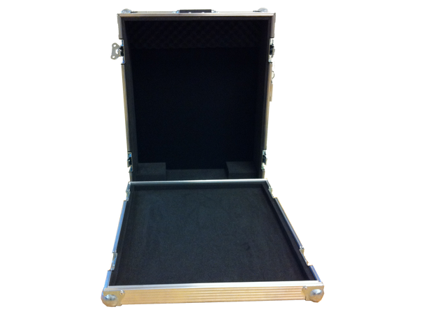 Flightcase til Yamaha 01V96 mikser butterflylås, innfelte fliphåndtak,skum 