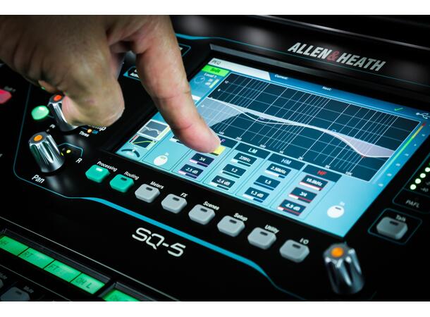 Allen & Heath SQ-6+ Mikser 48 kan. Recording Mixer Moving Faders 