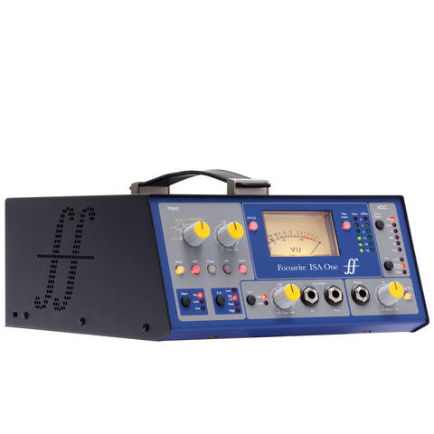 Focusrite ISA ONE preamp + DI Analog ISA mikrofon pre-amp og &#233;n separat DI.